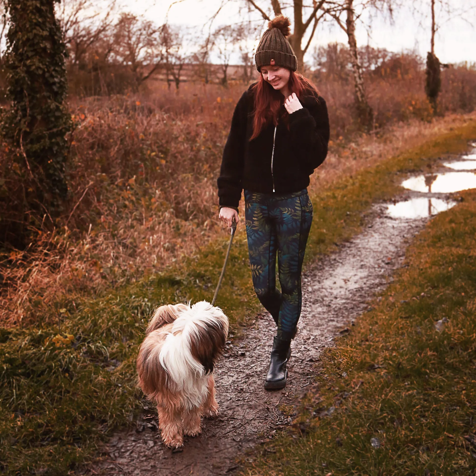 FERN Stay Warm Walking Leggings