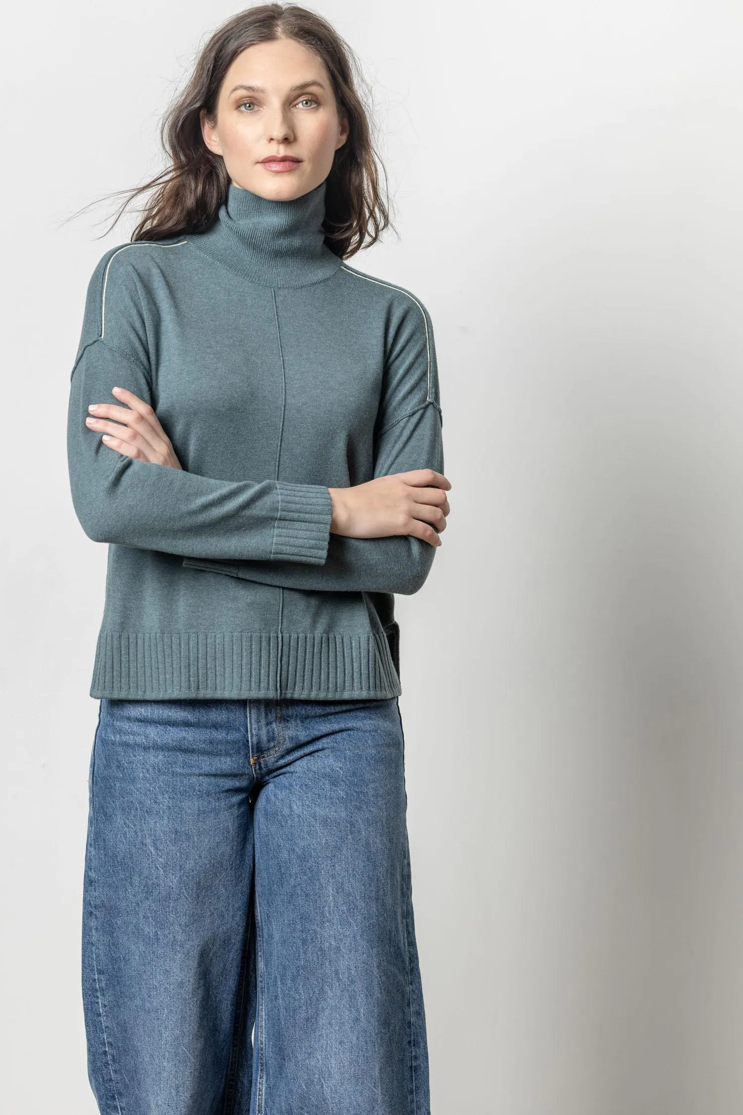 RELAXED TURTLENECK SWEATER PA2683