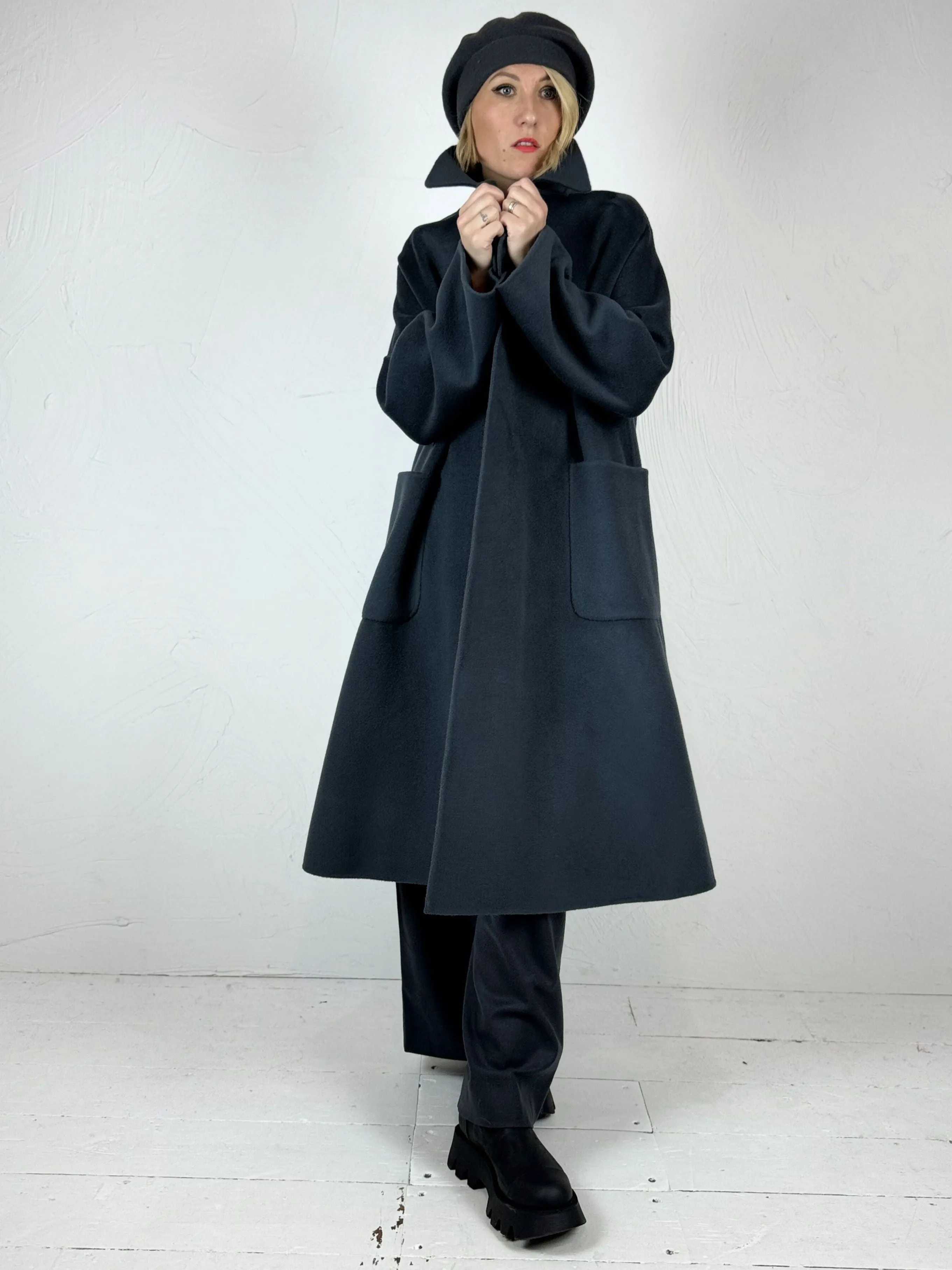 Susanne Bommer A Shape Coat