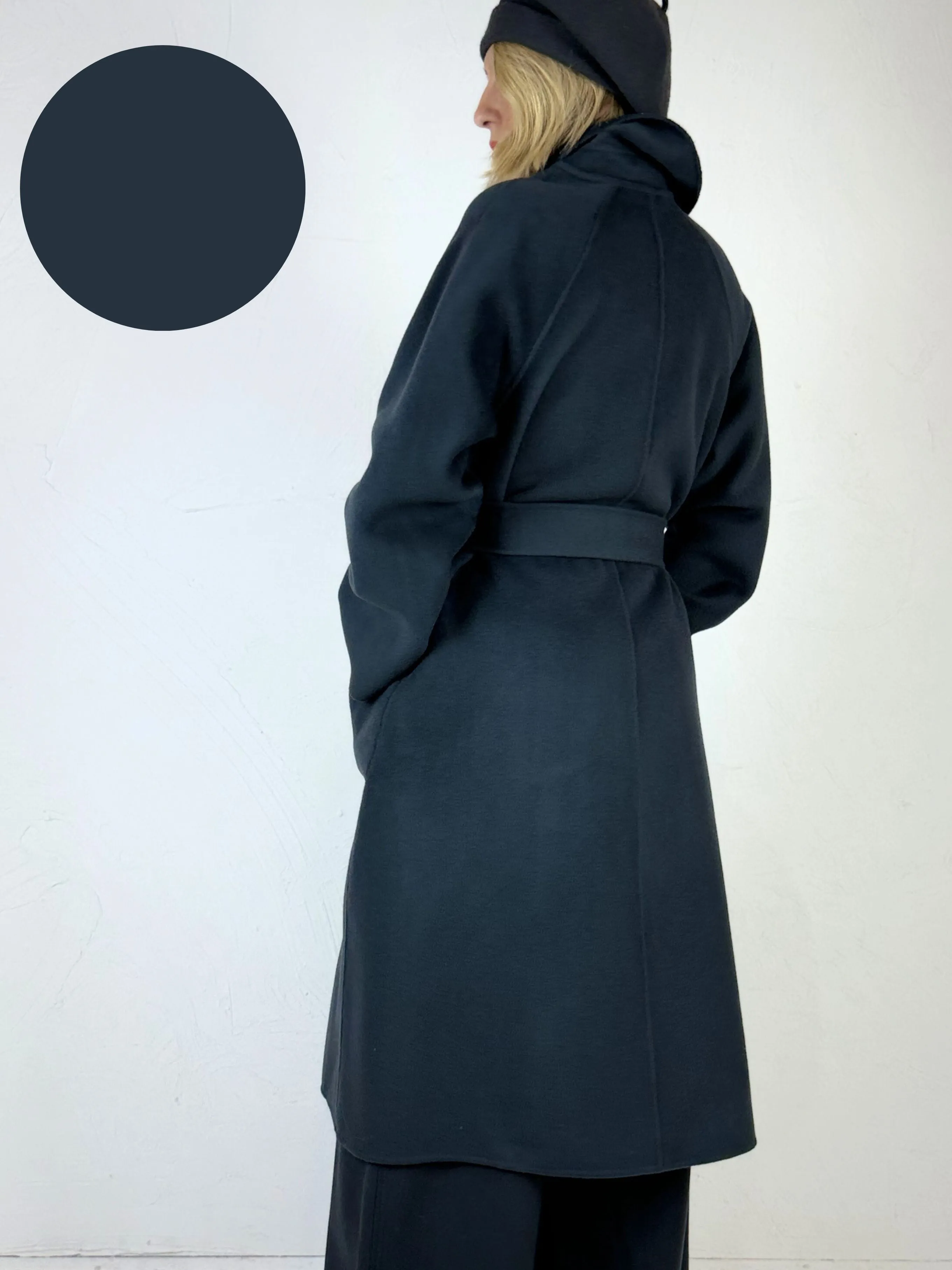 Susanne Bommer A Shape Coat