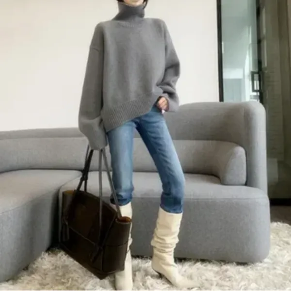 Women's Oversized Knit Turtleneck Jumper | Ideal for Autumn/Winter